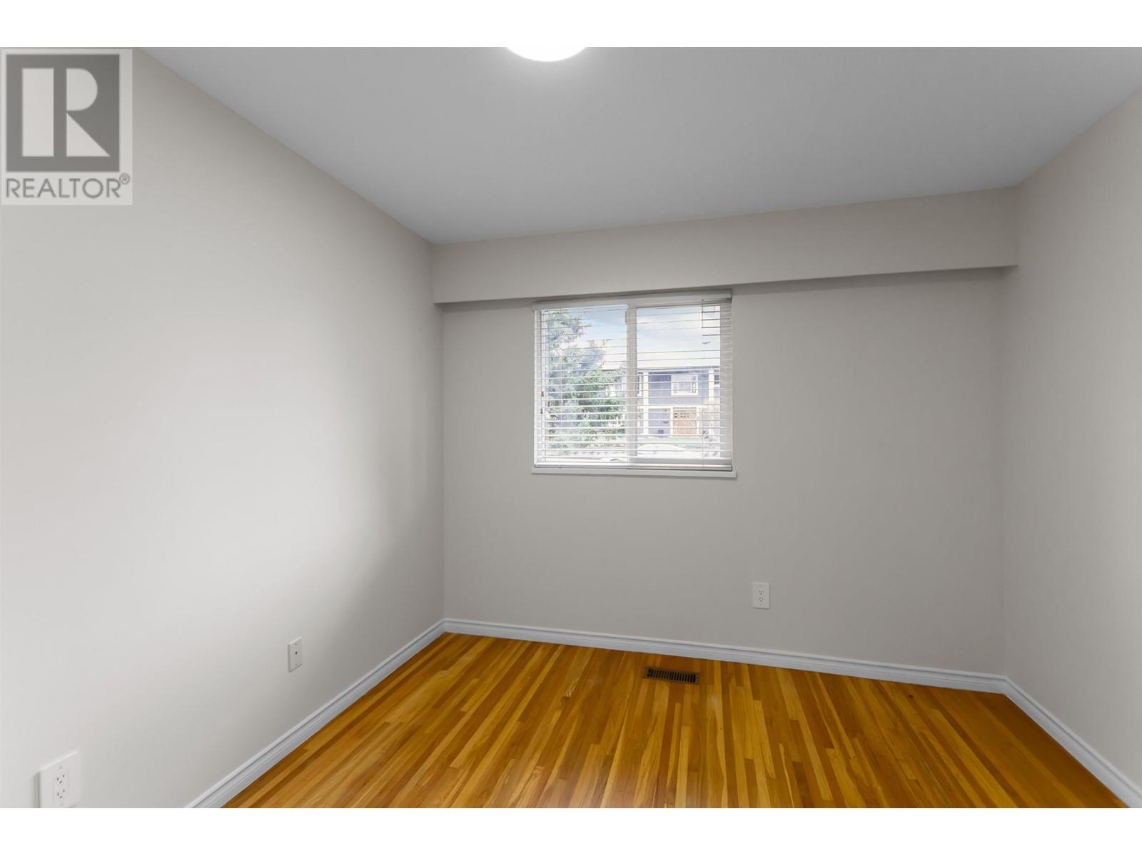 668 Macintosh Street, Coquitlam, British Columbia  V3J 4Y5 - Photo 18 - R2987071