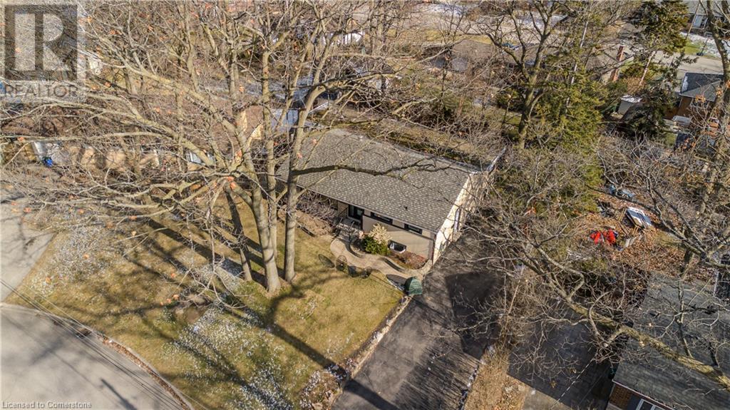 Property at 1291 PRINCETON Crescent image 3