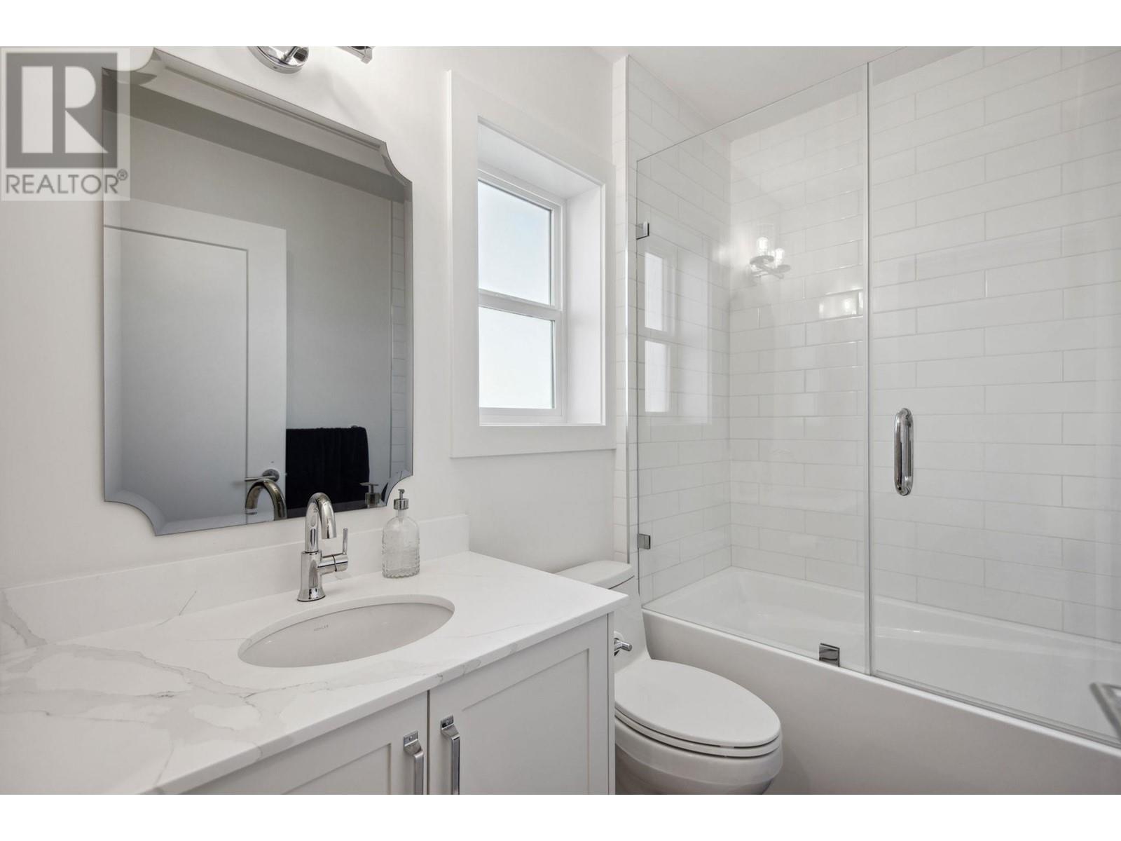 2504 Napier Street, Vancouver, British Columbia  V5K 2W5 - Photo 15 - R2962955