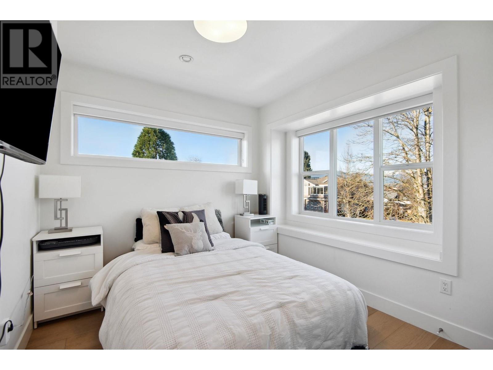 2504 Napier Street, Vancouver, British Columbia  V5K 2W5 - Photo 13 - R2962955