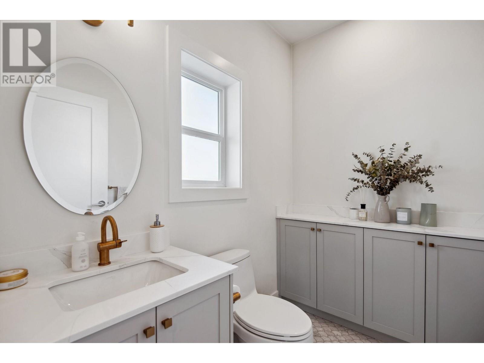 2504 Napier Street, Vancouver, British Columbia  V5K 2W5 - Photo 19 - R2962955
