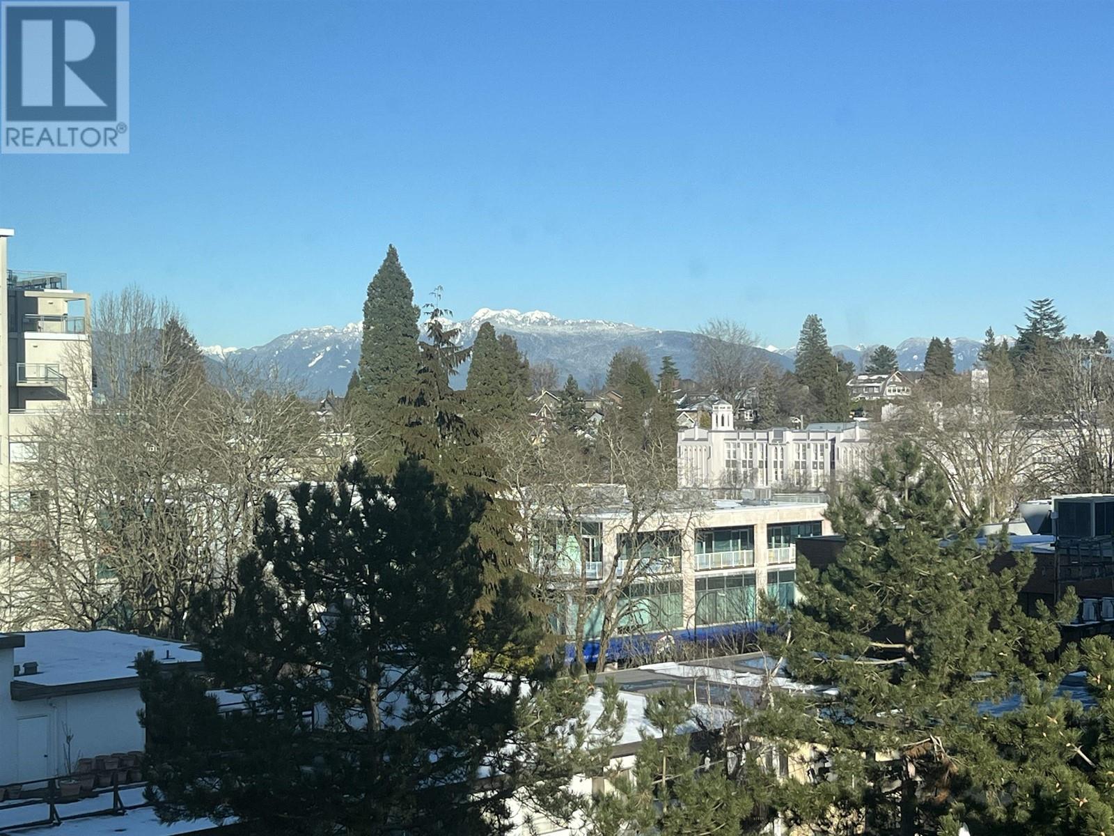 Listing Picture 11 of 32 : 704 2165 W 40TH AVENUE, Vancouver / 溫哥華 - 魯藝地產 Yvonne Lu Group - MLS Medallion Club Member