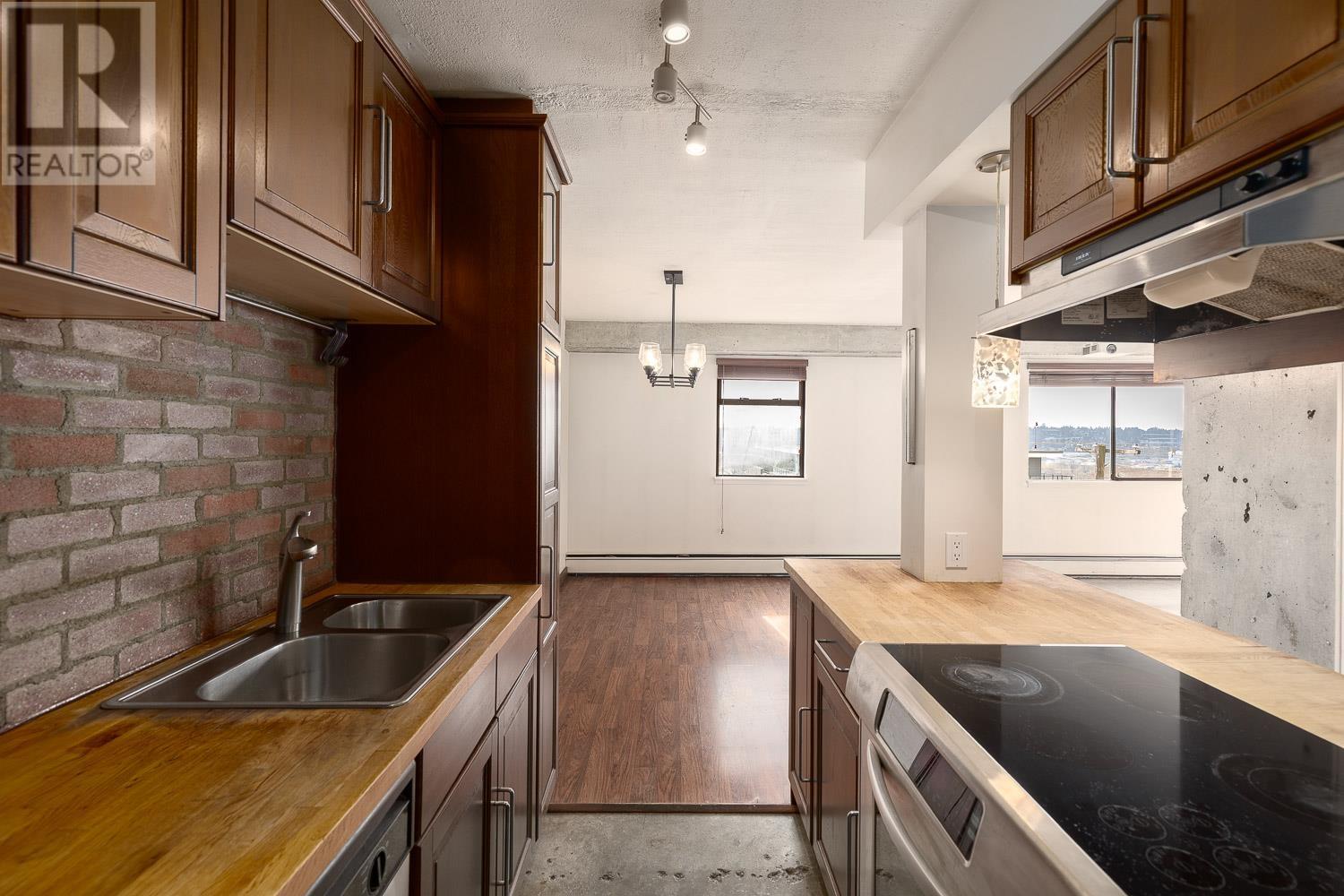 404 209 Carnarvon Street, New Westminster, British Columbia  V3L 1B7 - Photo 3 - R2987318