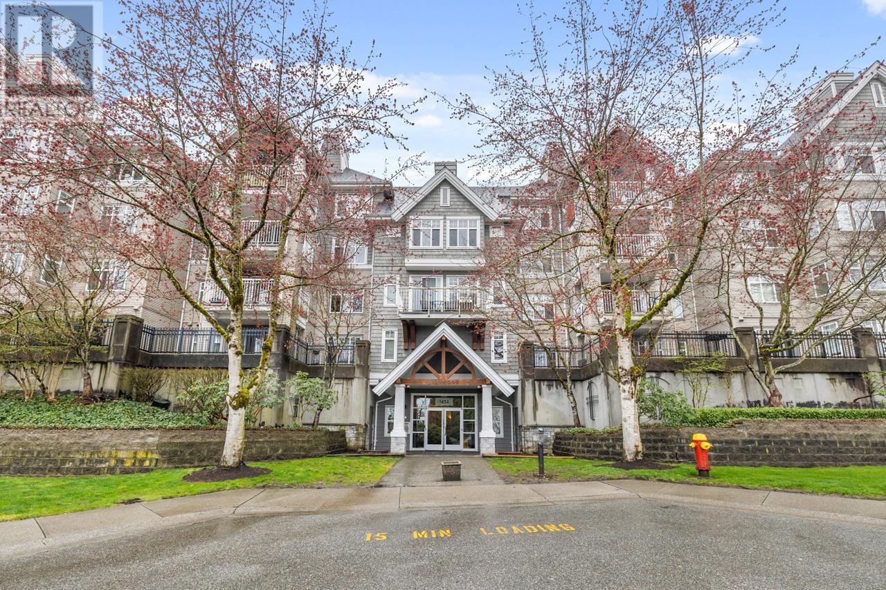 112 1432 Parkway Boulevard, Coquitlam, British Columbia  V3E 3L9 - Photo 1 - R2987365