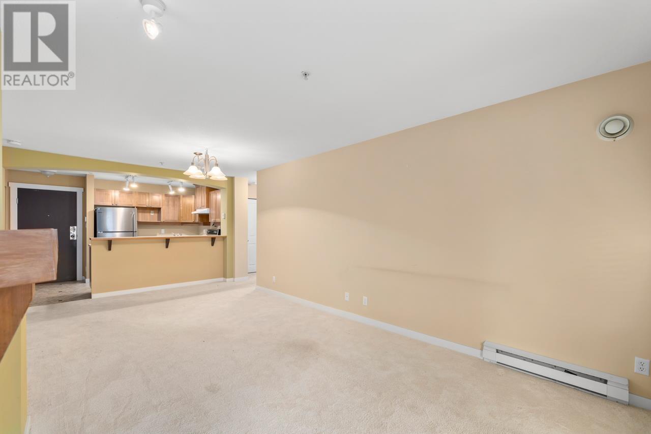 112 1432 Parkway Boulevard, Coquitlam, British Columbia  V3E 3L9 - Photo 6 - R2987365