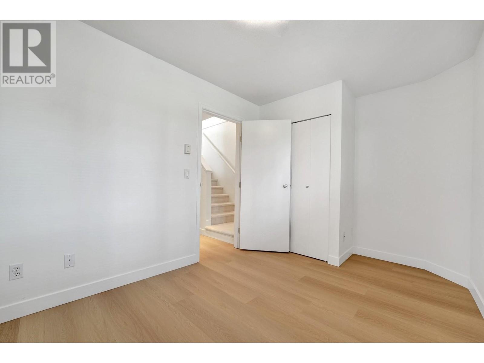 6736 Village Green, Burnaby, British Columbia  V5E 4K7 - Photo 12 - R2987377