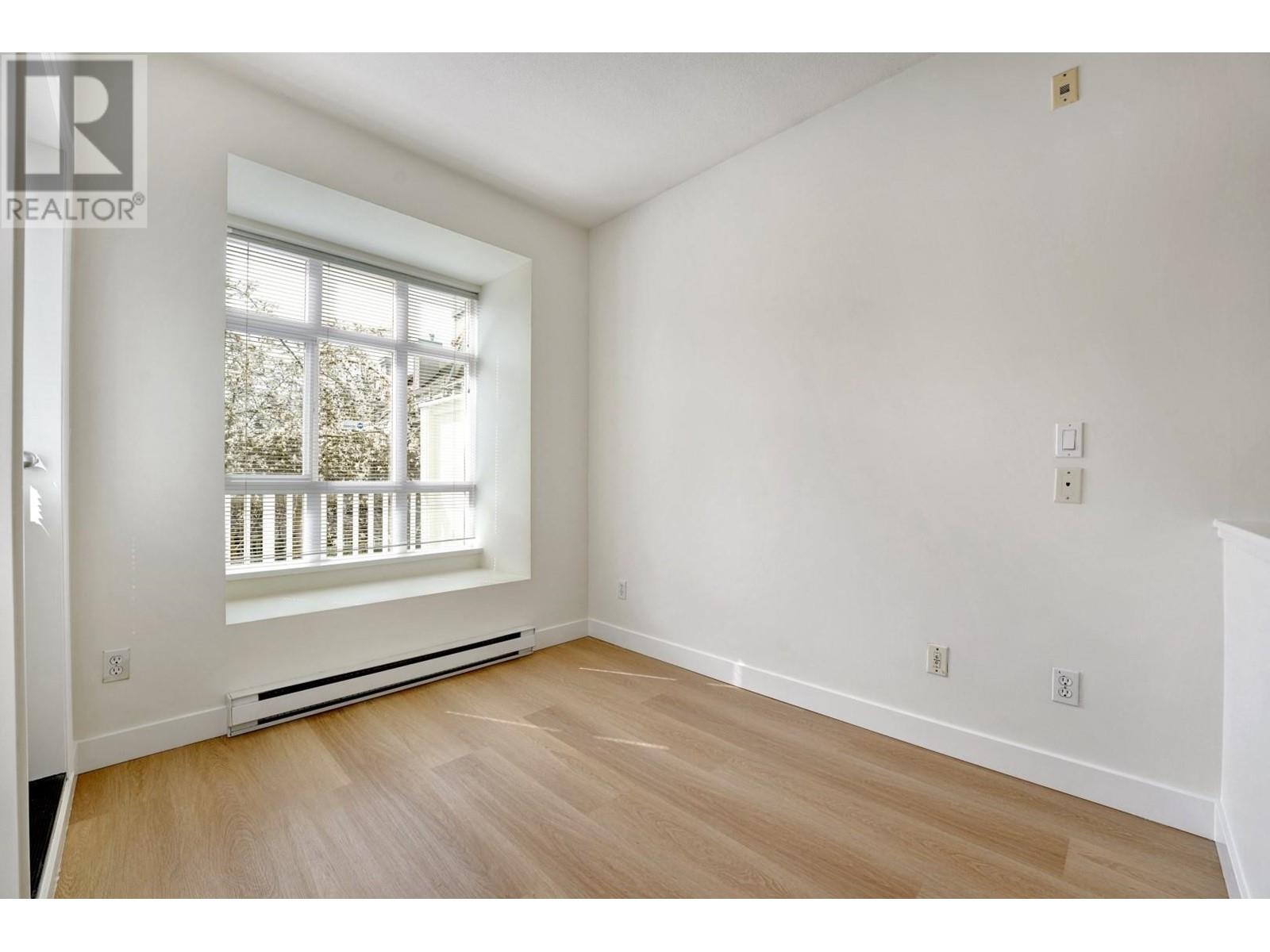 6736 Village Green, Burnaby, British Columbia  V5E 4K7 - Photo 6 - R2987377