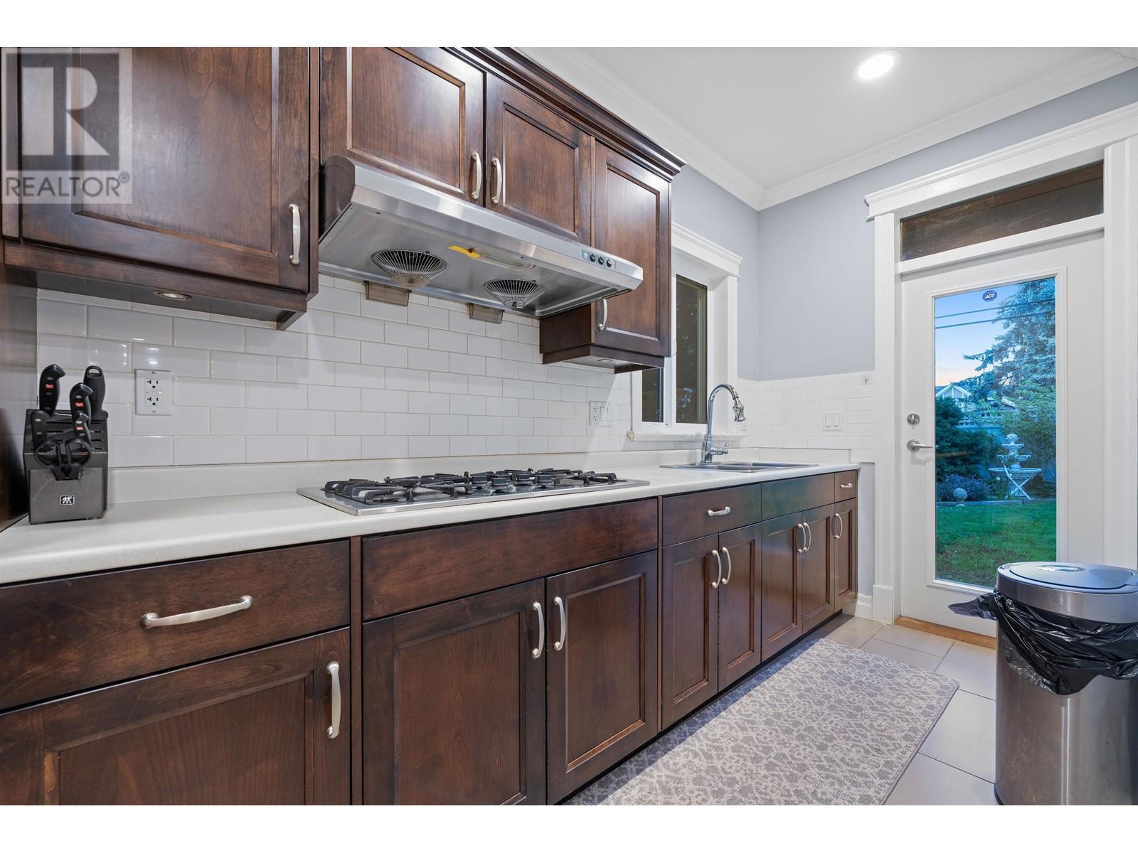 3271 Francis Road, Richmond, British Columbia  V7C 1J1 - Photo 11 - R2987325