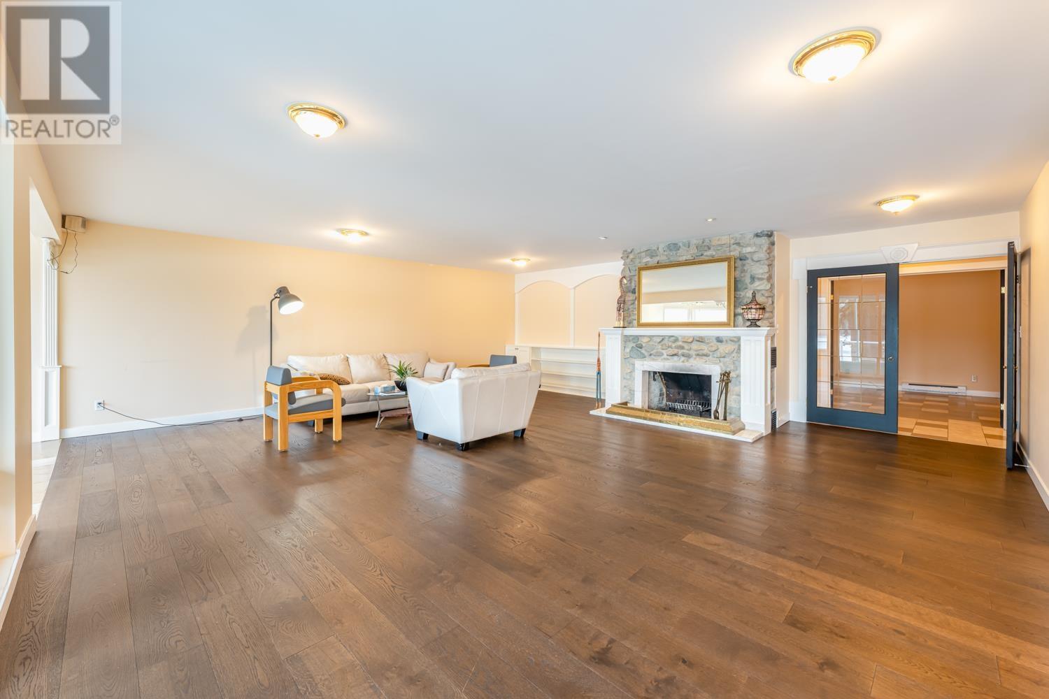 5559 Indian River Drive, North Vancouver, British Columbia  V7G 2T7 - Photo 6 - R2987337
