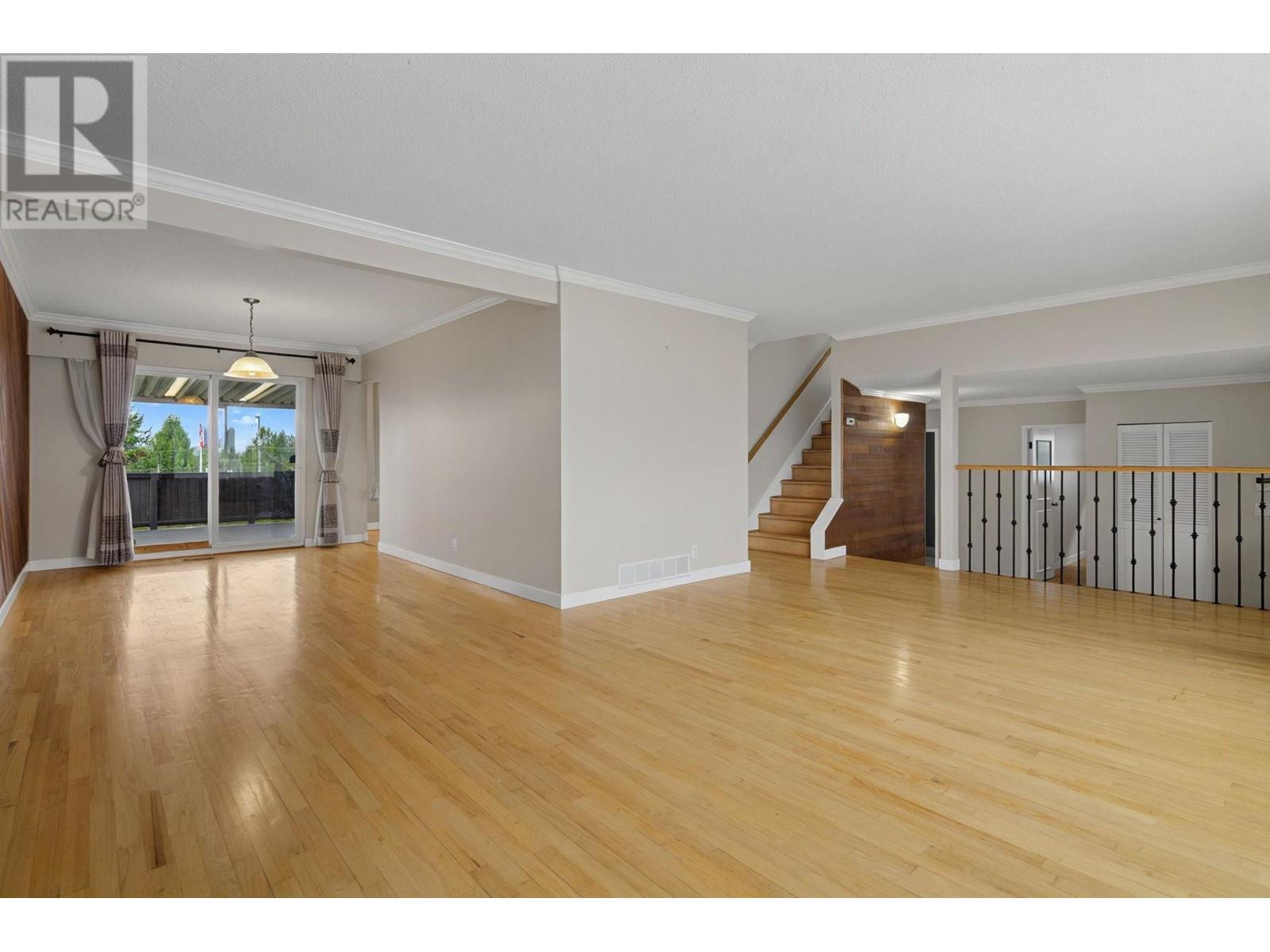 2291 Dorman Drive, Burnaby, British Columbia  V5A 2V3 - Photo 7 - R2987350