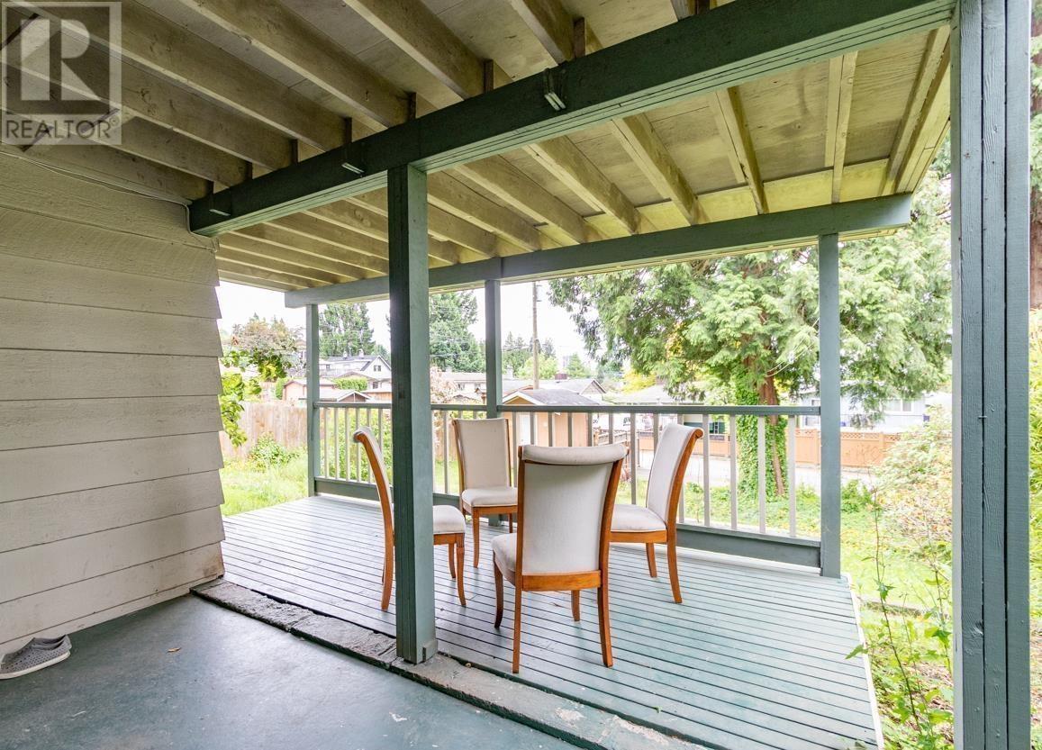 341 W 24th Street, North Vancouver, British Columbia  V7M 2C7 - Photo 15 - R2987372
