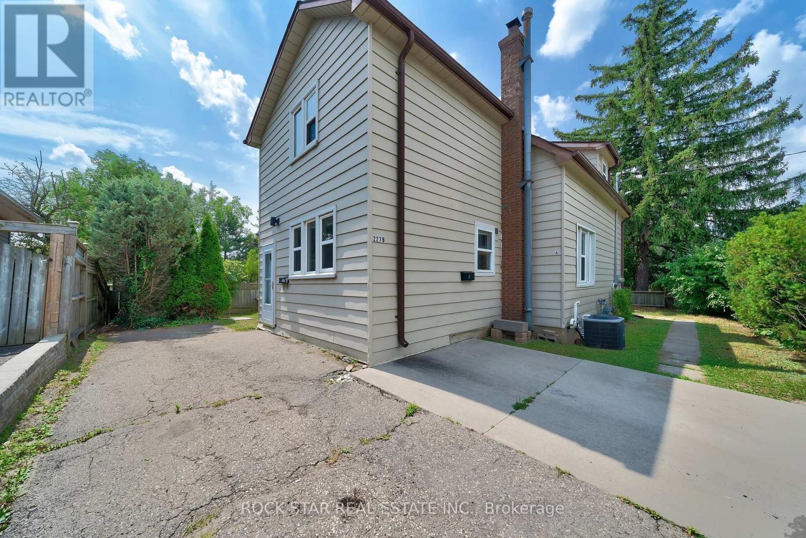 Property at 227 FAIRWAY ROAD N image 1