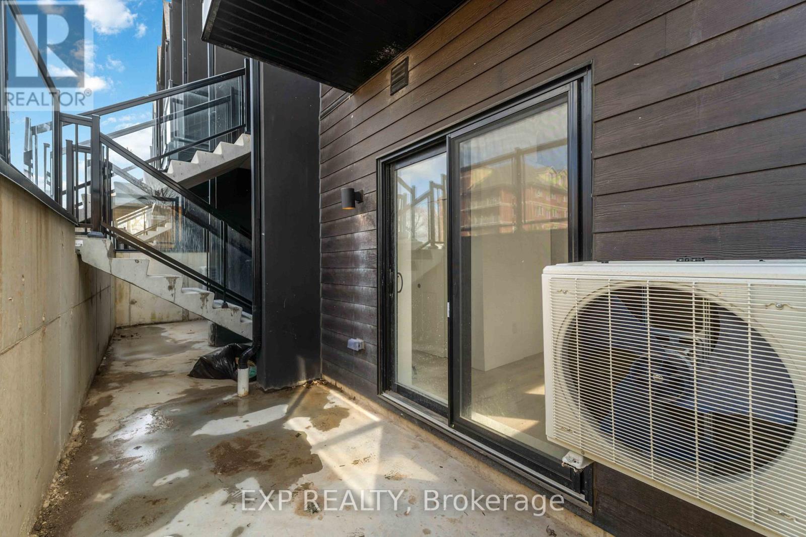 106 - 7277 Wilson Crescent, Niagara Falls, Ontario  L2G 4R8 - Photo 27 - X12067899
