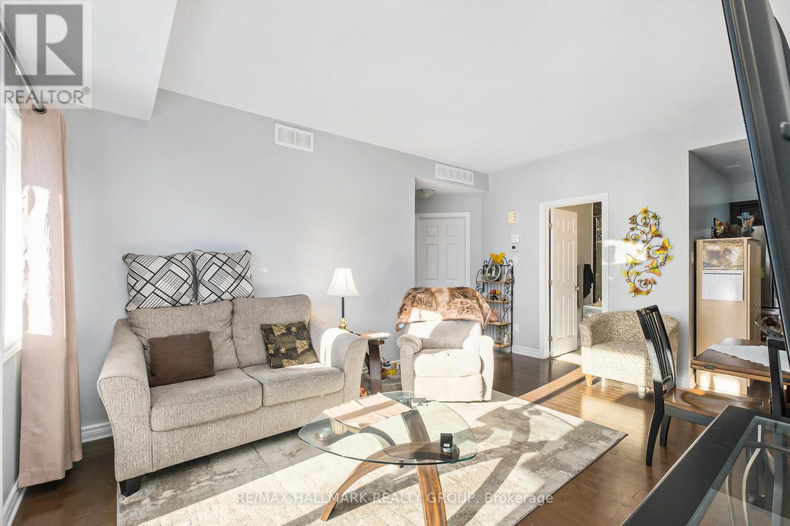 I - 362 Wood Acres Grove, Ottawa, Ontario  K1T 0M7 - Photo 10 - X12067929