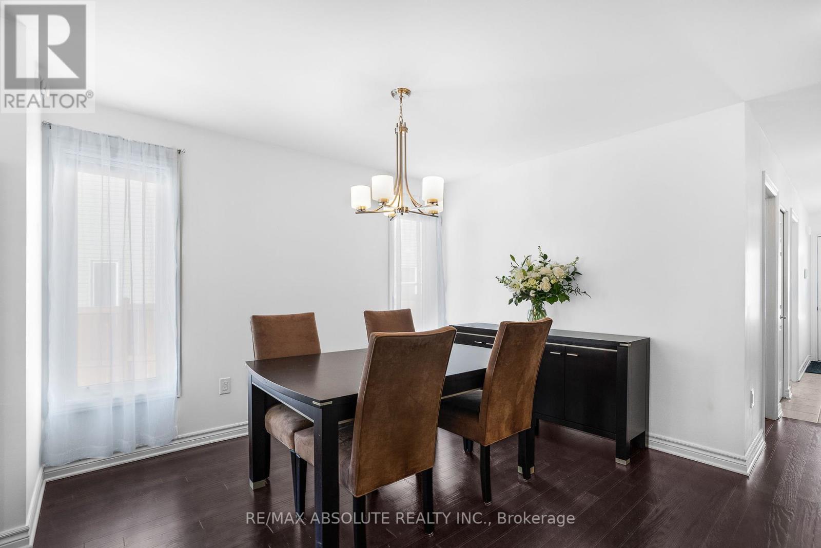 Property at 625 ROBERT STREET image 4