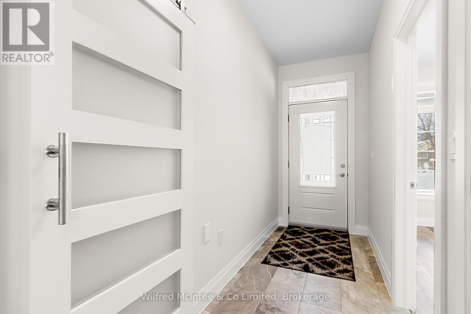 553 Hilker Street, Saugeen Shores, Ontario  N0H 2C4 - Photo 9 - X12067920