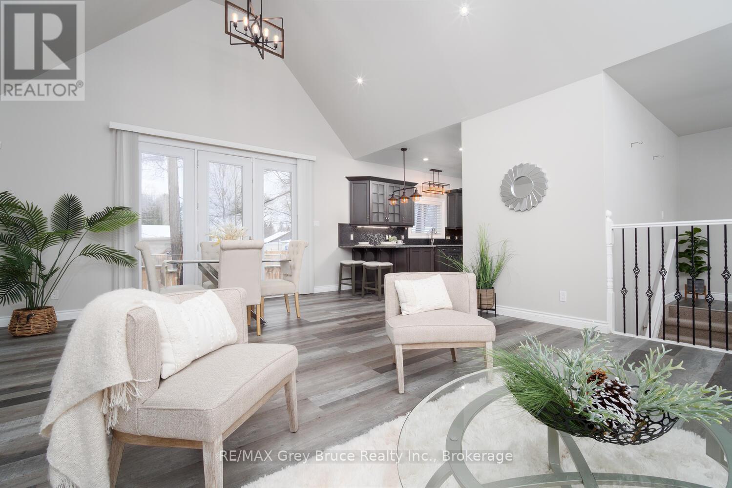 635 18th Street E, Owen Sound, Ontario  N4K 2J5 - Photo 9 - X11909353