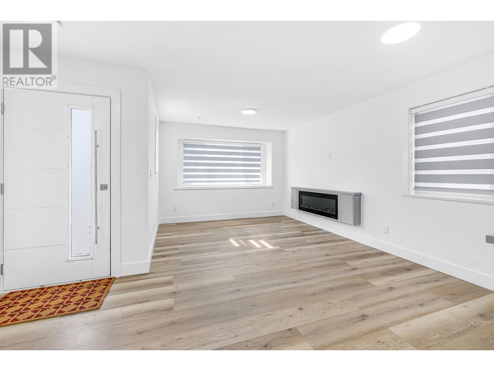 3018 Knight Street, Vancouver, British Columbia  V5N 3K4 - Photo 6 - R2986292