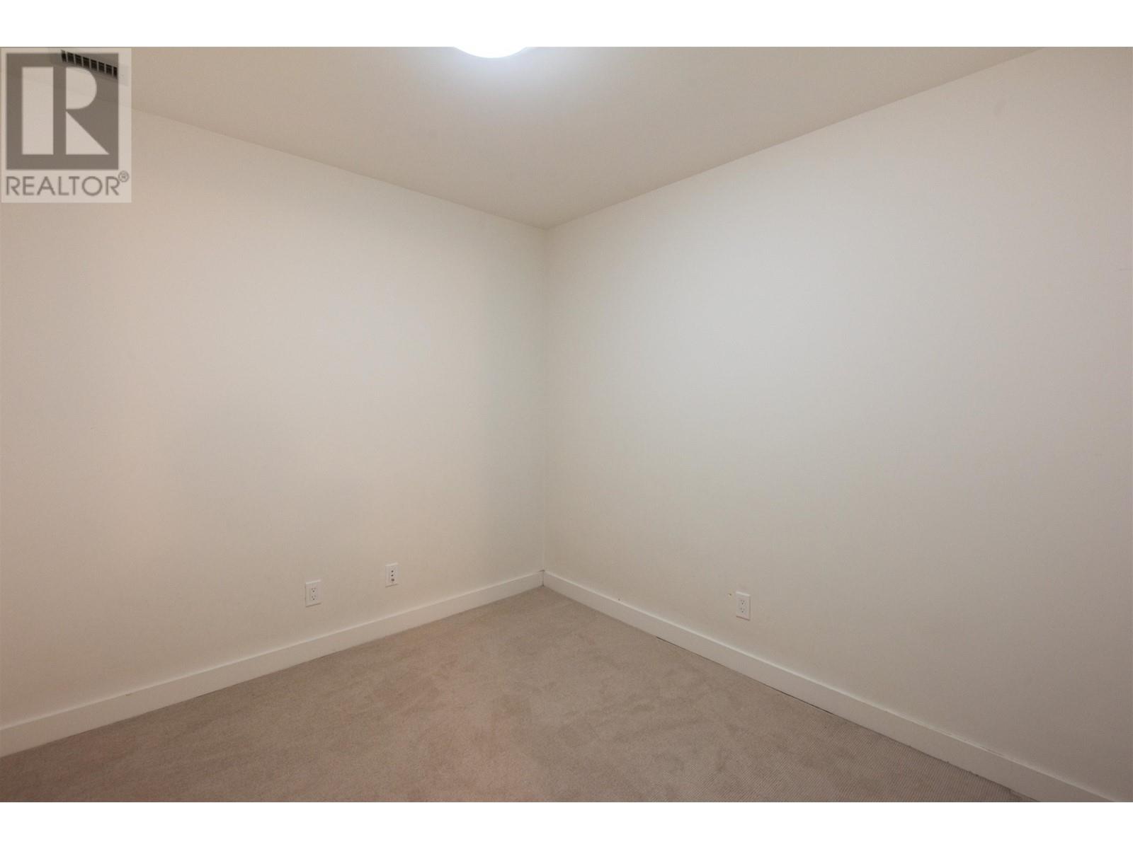 8966 University Crescent, Burnaby, British Columbia  V5A 0E7 - Photo 11 - R2987195