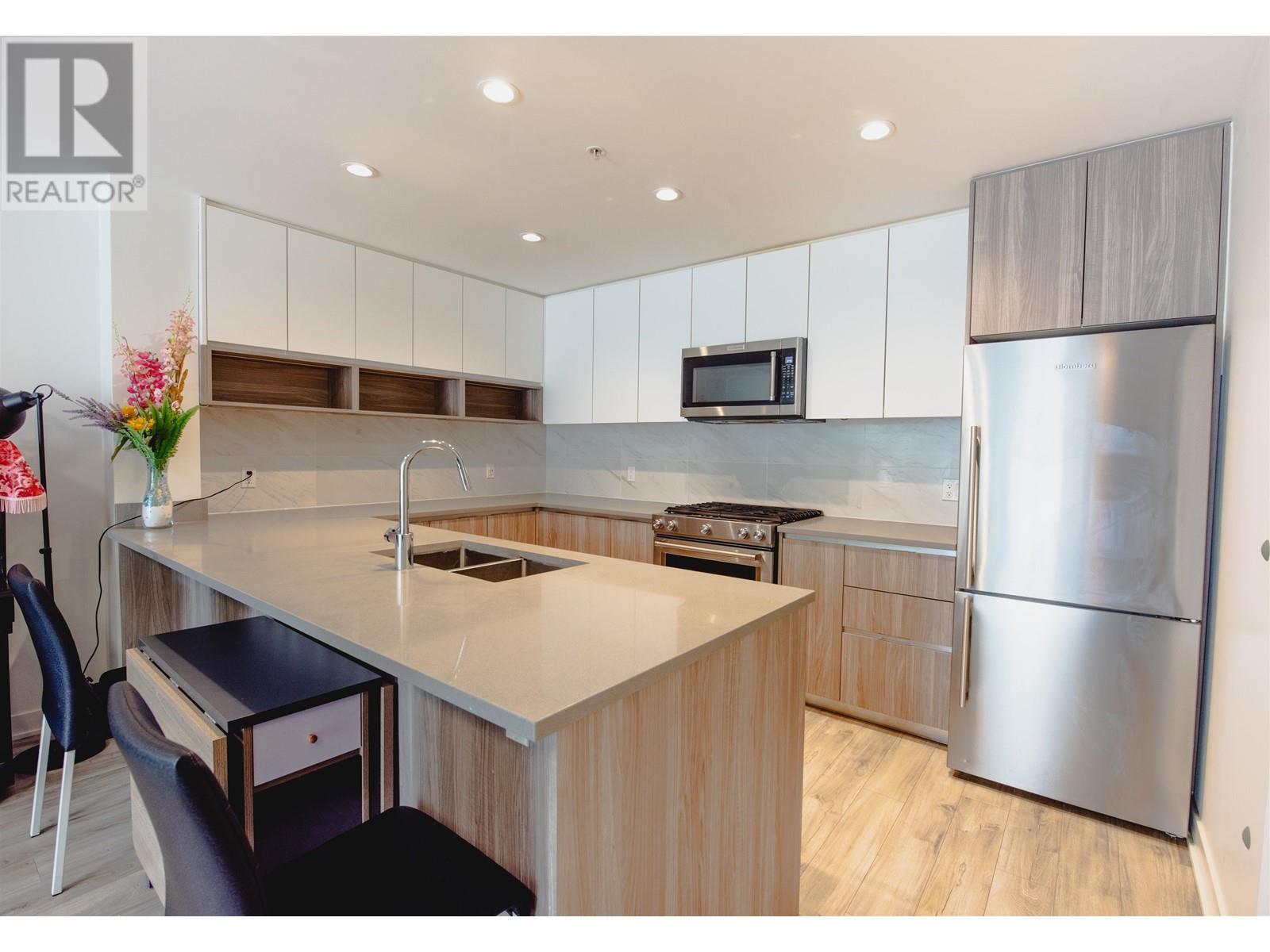 8966 University Crescent, Burnaby, British Columbia  V5A 0E7 - Photo 8 - R2987195