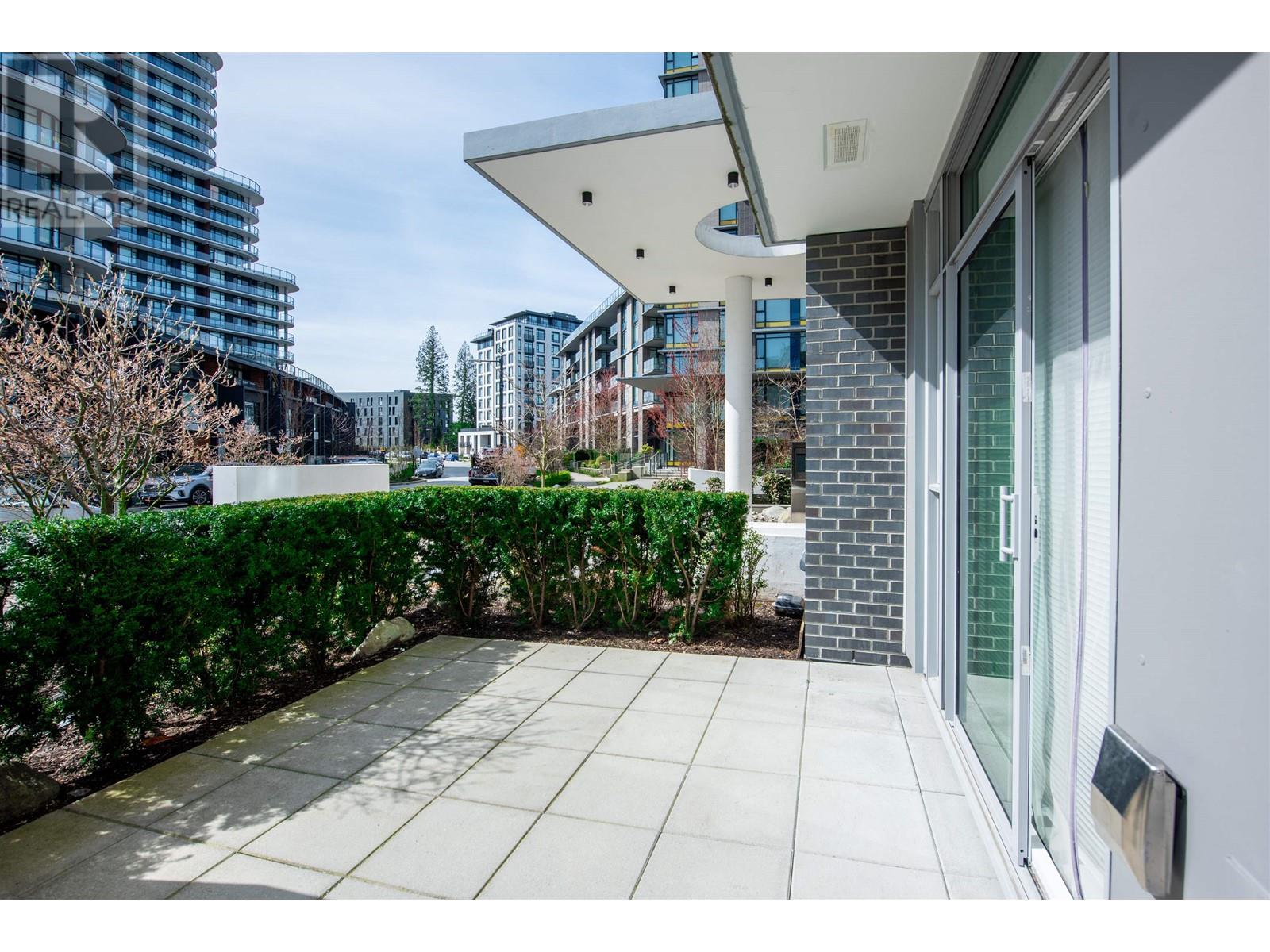 8966 University Crescent, Burnaby, British Columbia  V5A 0E7 - Photo 3 - R2987195