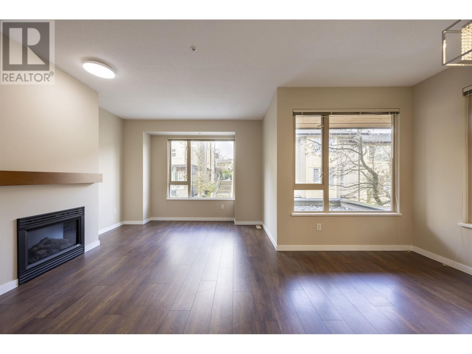 18 9229 University Crescent, Burnaby, British Columbia  V5A 4Z2 - Photo 4 - R2986846