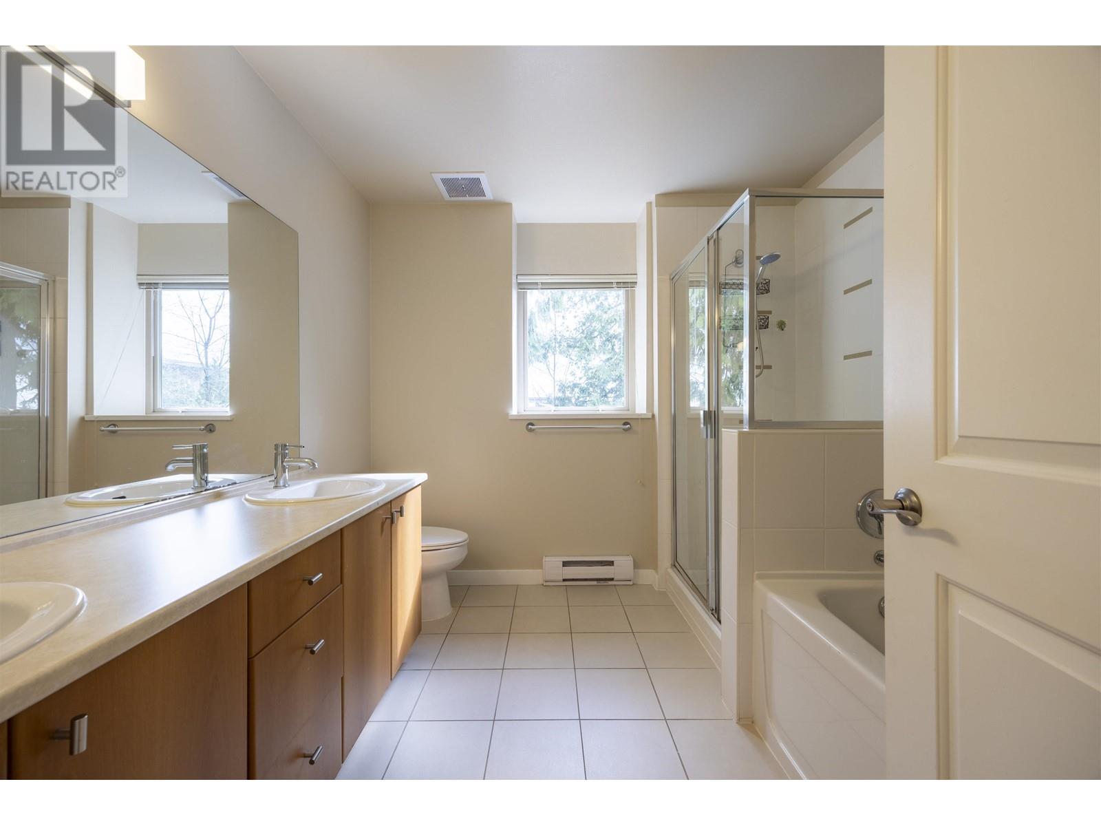 18 9229 University Crescent, Burnaby, British Columbia  V5A 4Z2 - Photo 32 - R2986846