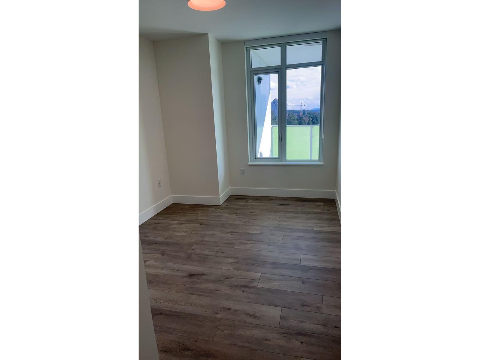 1204 10428 Whalley Boulevard, Surrey, British Columbia  V3T 0W2 - Photo 6 - R2983067