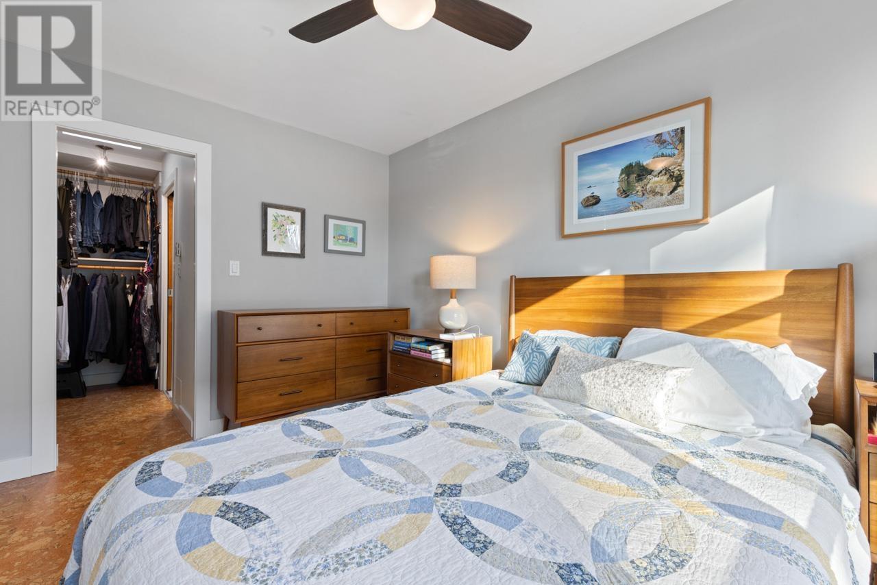 1915 E 7th Avenue, Vancouver, British Columbia  V5N 1S3 - Photo 17 - R2987394