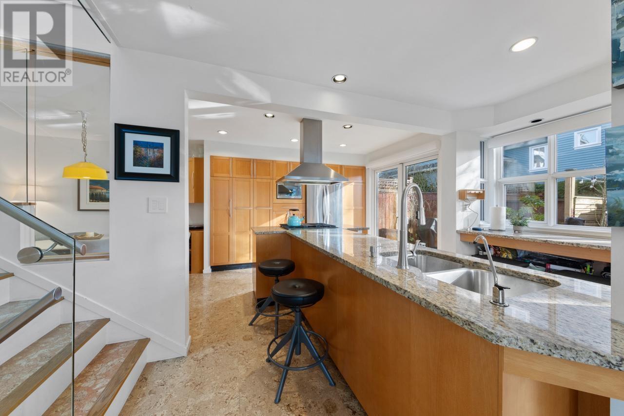 1915 E 7th Avenue, Vancouver, British Columbia  V5N 1S3 - Photo 5 - R2987394