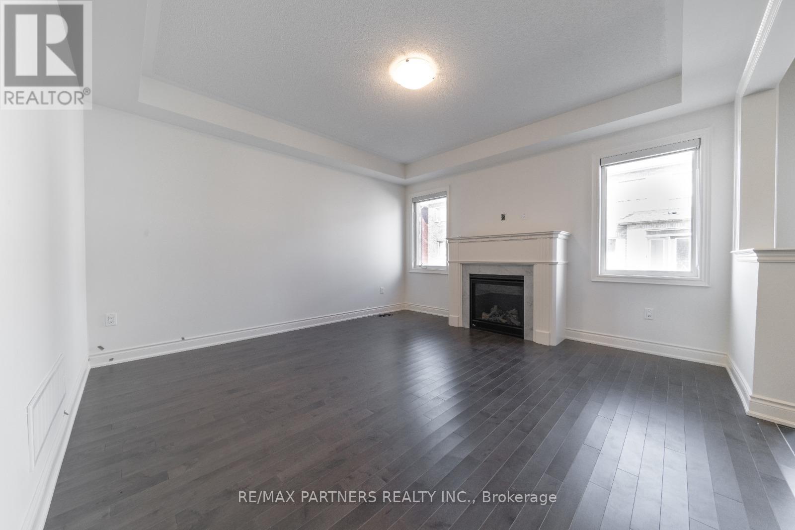 7 Conductor Avenue, Whitchurch-Stouffville, Ontario  L4A 4X5 - Photo 6 - N12067972
