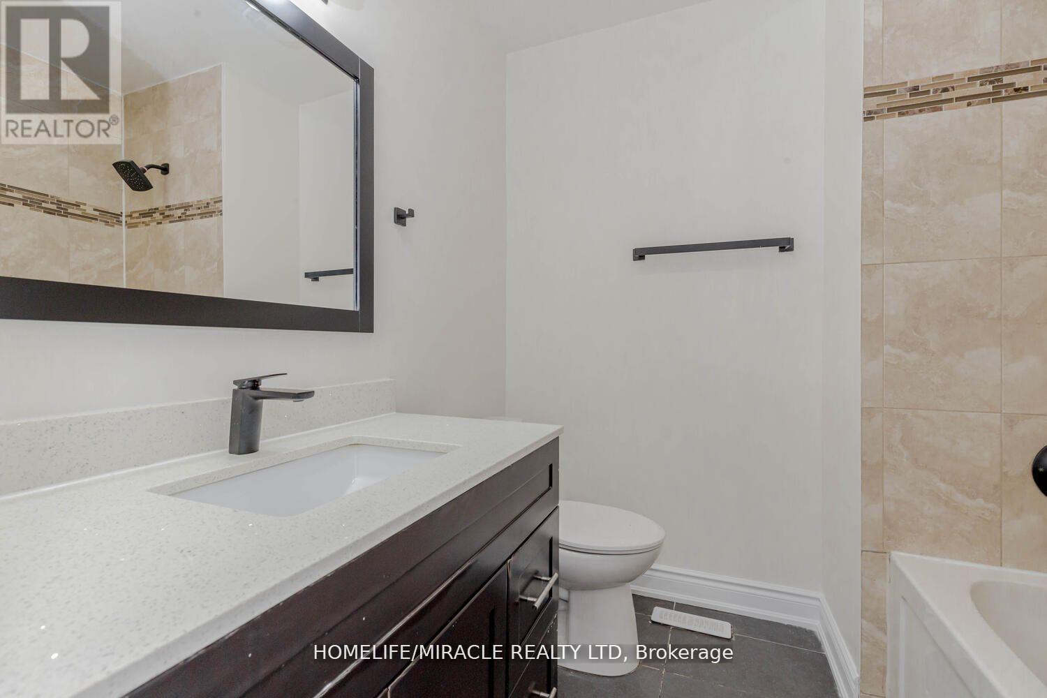 44 Leatherhead Court, Brampton, Ontario  L6S 5E8 - Photo 23 - W12067965