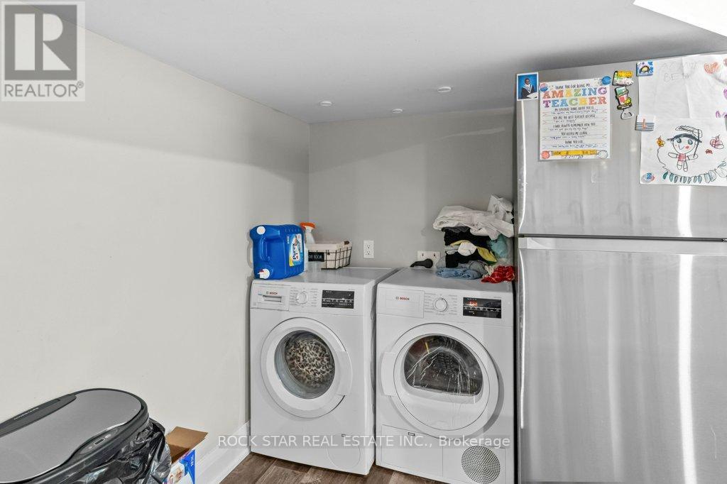 20 Holton Avenue S, Hamilton, Ontario  L8M 2L7 - Photo 11 - X12067968