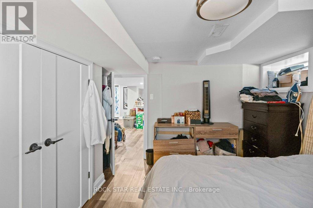 20 Holton Avenue S, Hamilton, Ontario  L8M 2L7 - Photo 14 - X12067968