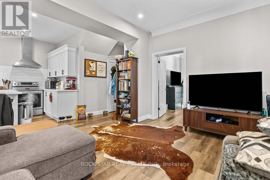 20 Holton Avenue S, Hamilton, Ontario  L8M 2L7 - Photo 43 - X12067968