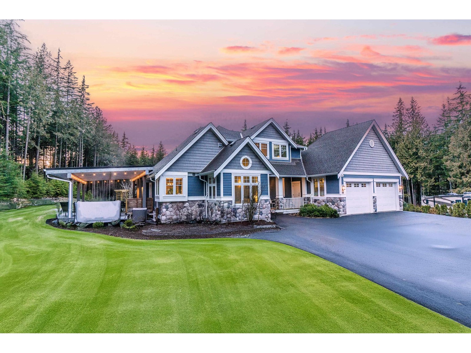 12595 POWELL STREET, Mission, British Columbia