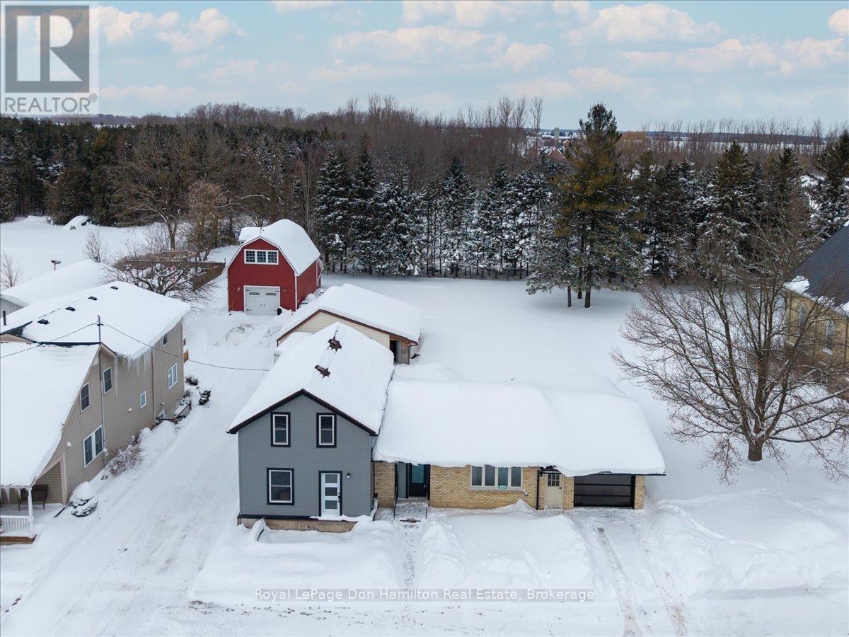 4992 Perth Road 135, Perth East, Ontario  N0K 1T0 - Photo 2 - X11979671