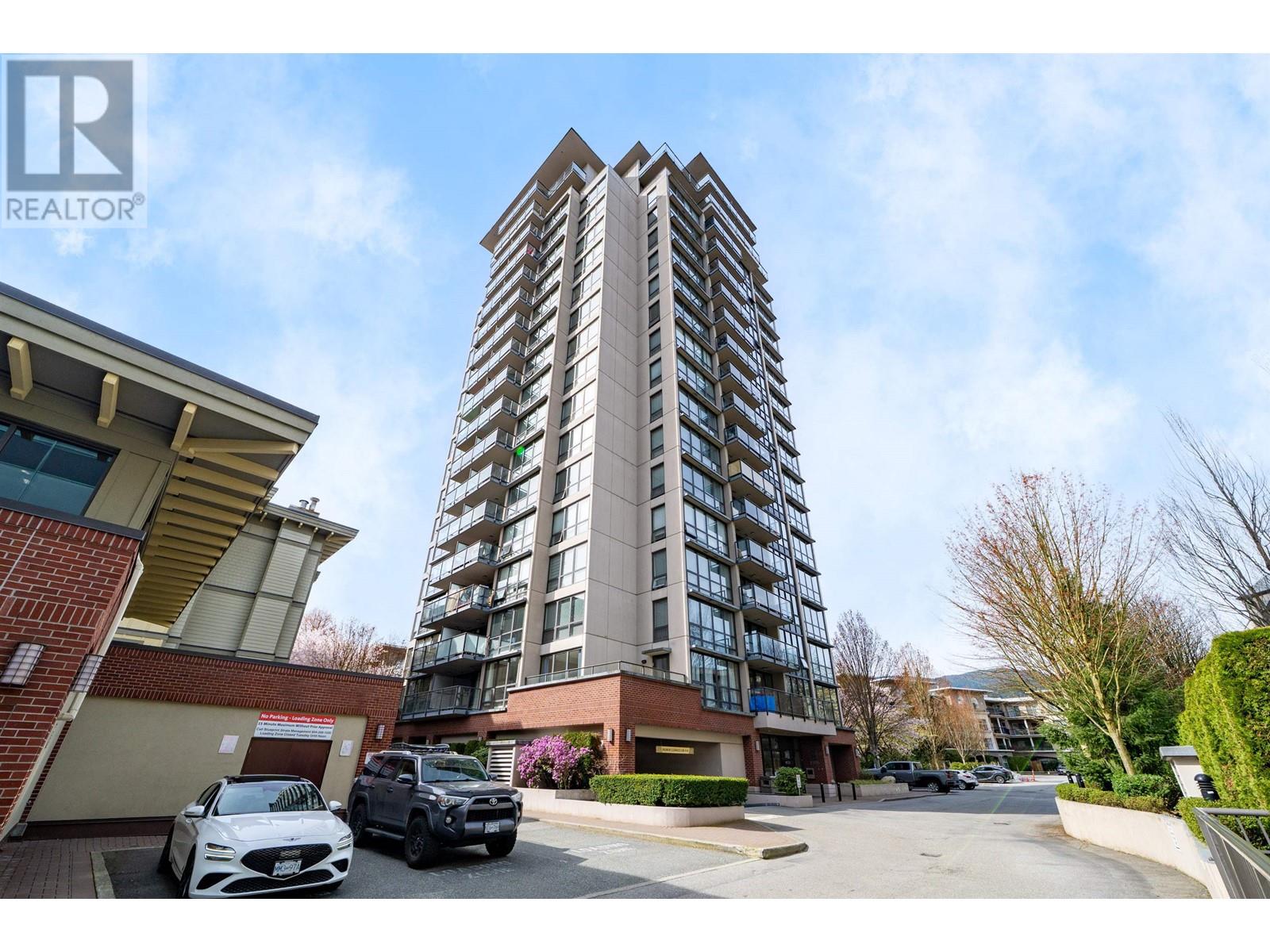 702 2959 GLEN DRIVE, coquitlam, British Columbia
