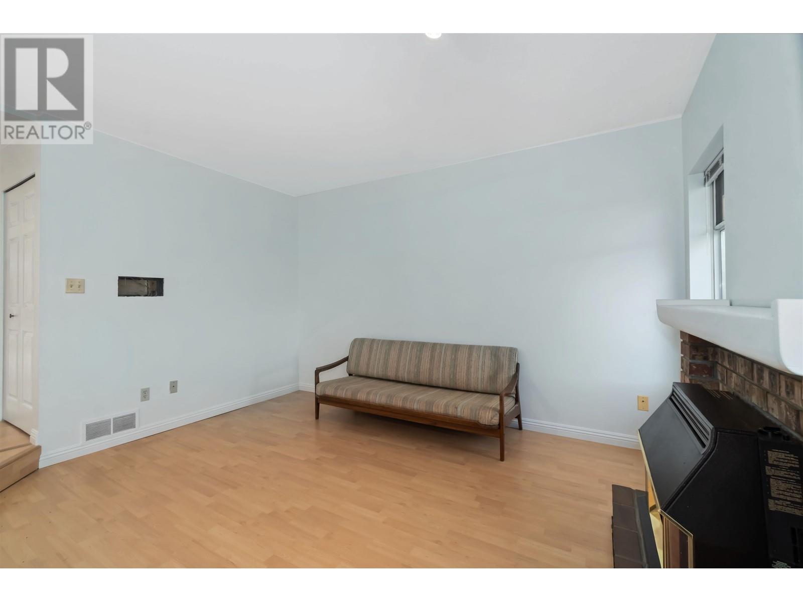 1769 Foster Avenue, Coquitlam, British Columbia  V3J 7K8 - Photo 14 - R2986723