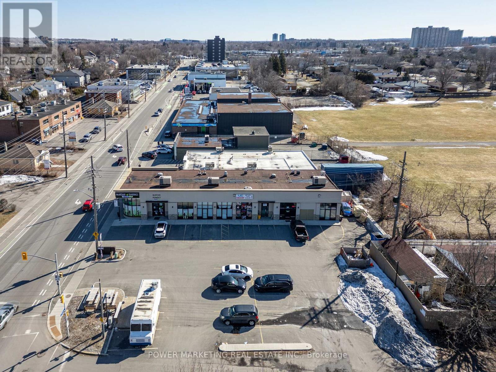 416 Mcarthur Avenue, Ottawa, Ontario  K1K 1G6 - Photo 4 - X12068015