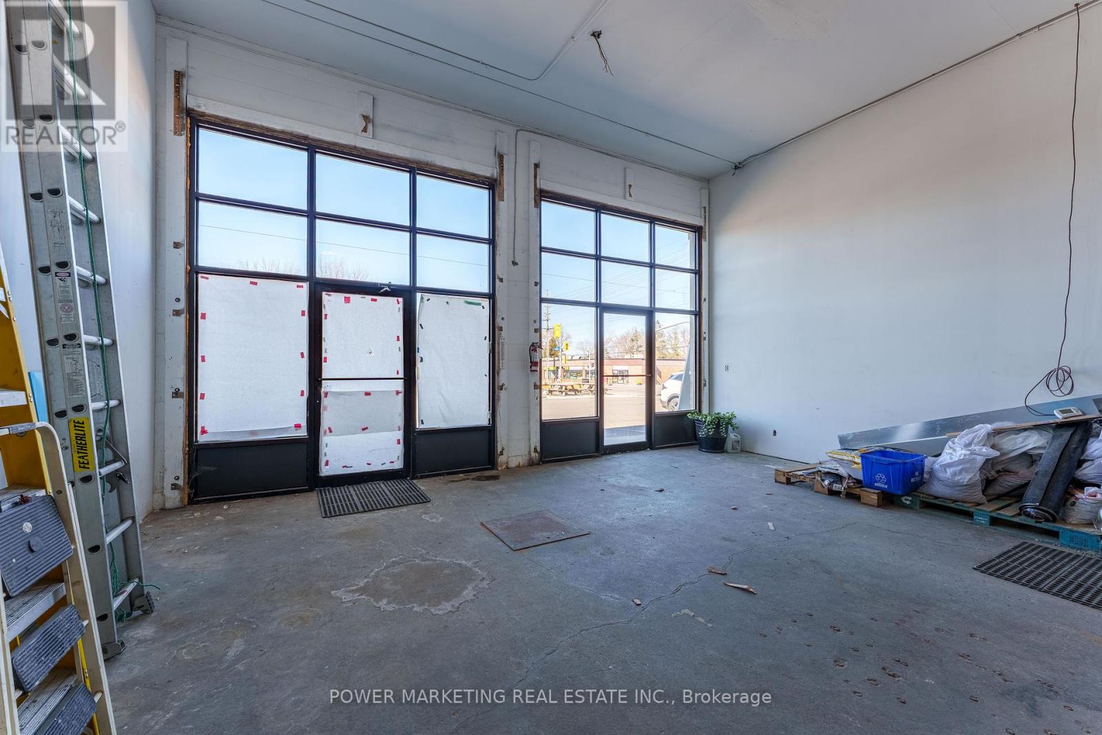 416 Mcarthur Avenue, Ottawa, Ontario  K1K 1G6 - Photo 8 - X12068015