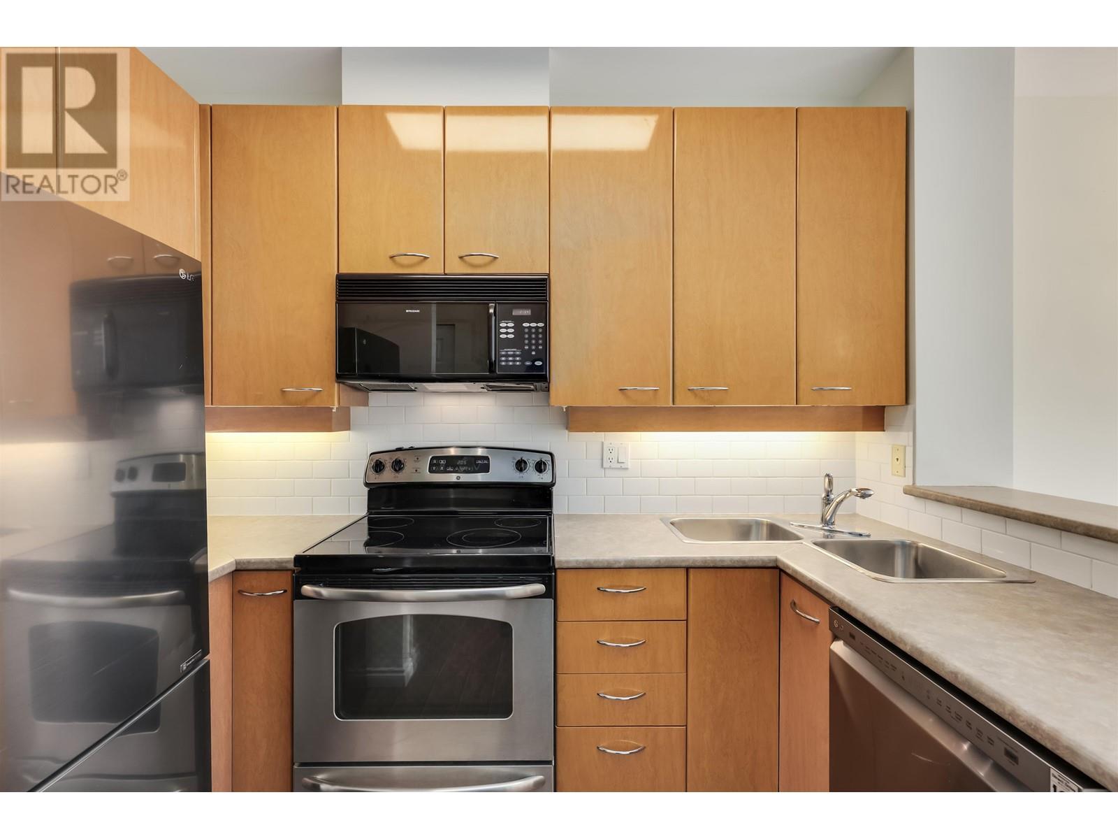 402 2028 W 11th Avenue, Vancouver, British Columbia  V6J 2C9 - Photo 9 - R2987412