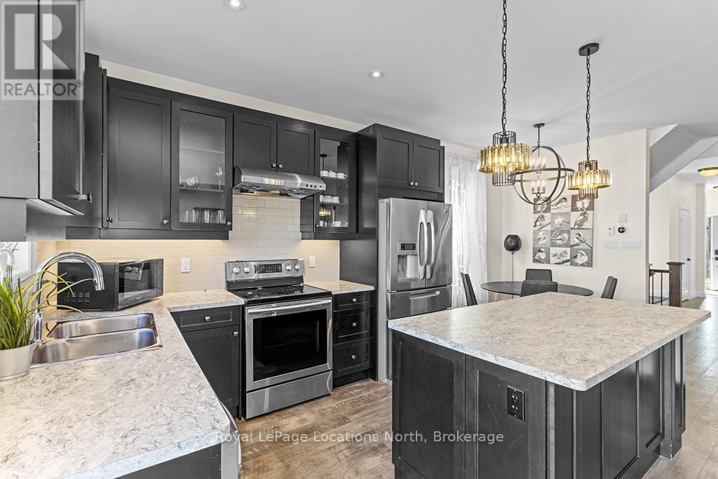 147 Yellow Birch Crescent, Blue Mountains, Ontario  L9Y 0Y5 - Photo 13 - X12068018