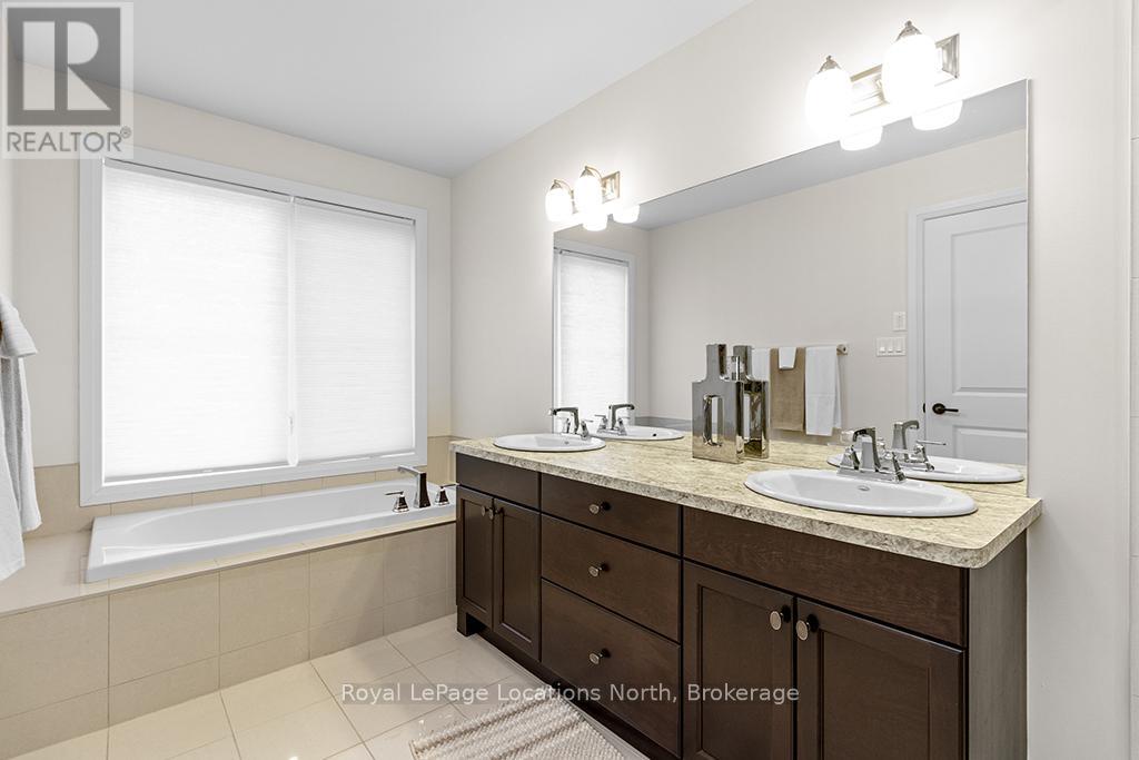 147 Yellow Birch Crescent, Blue Mountains, Ontario  L9Y 0Y5 - Photo 19 - X12068018