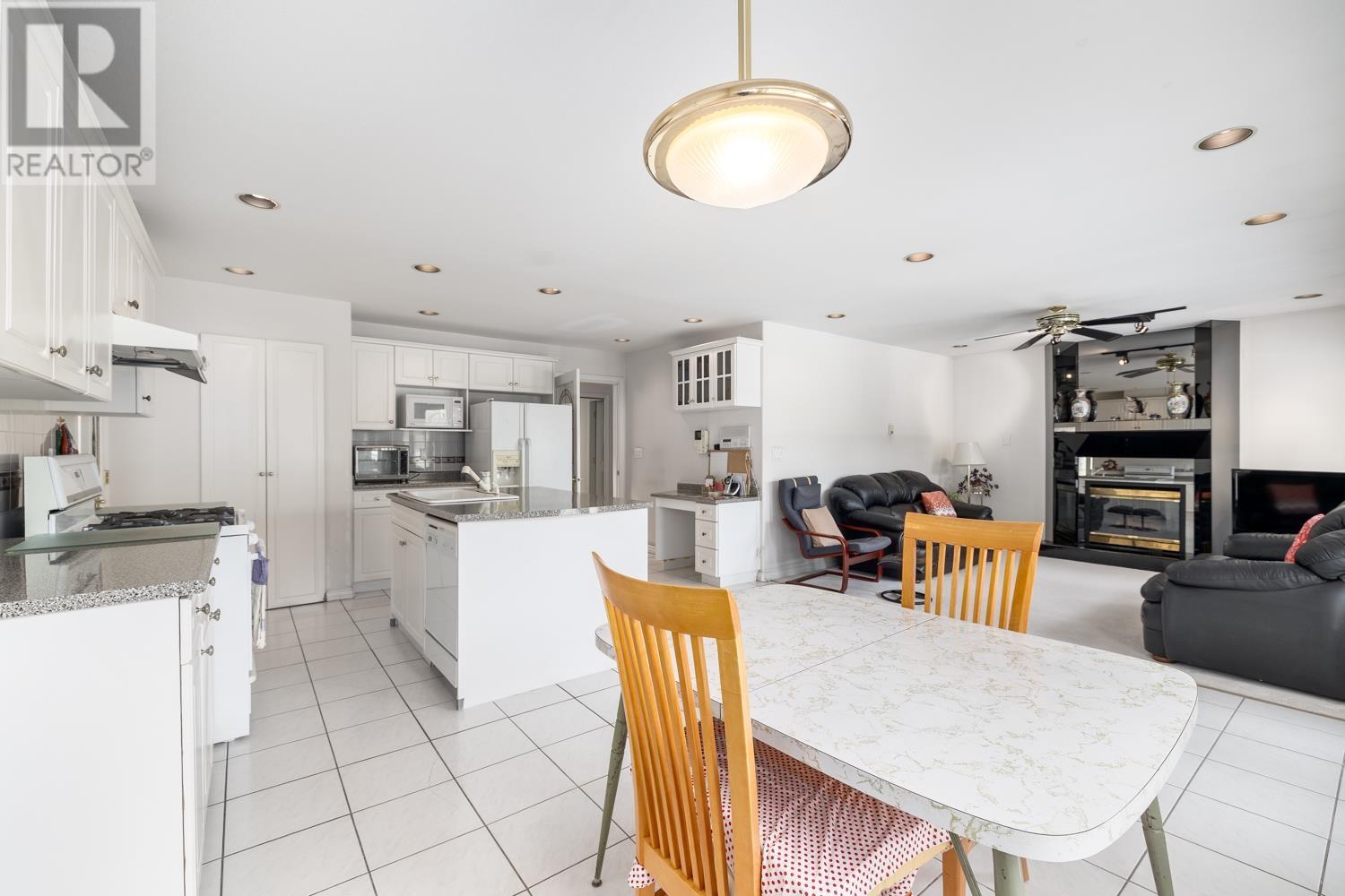 5198 Sussex Avenue, Burnaby, British Columbia  V5G 3K3 - Photo 14 - R2987402