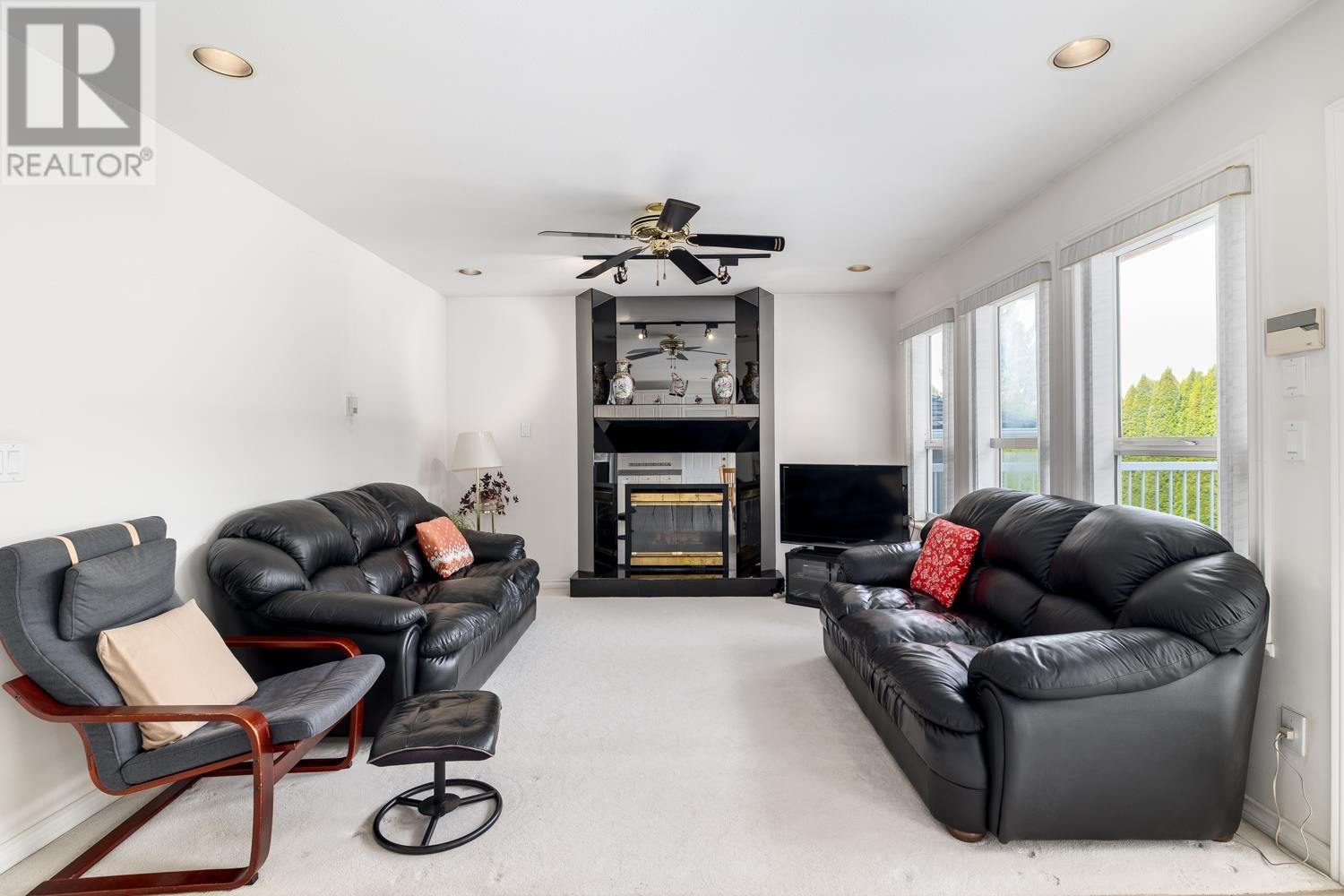 5198 Sussex Avenue, Burnaby, British Columbia  V5G 3K3 - Photo 15 - R2987402
