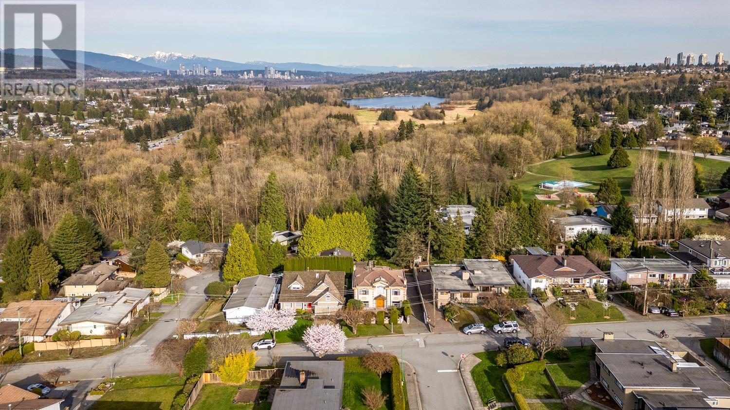 5198 Sussex Avenue, Burnaby, British Columbia  V5G 3K3 - Photo 36 - R2987402