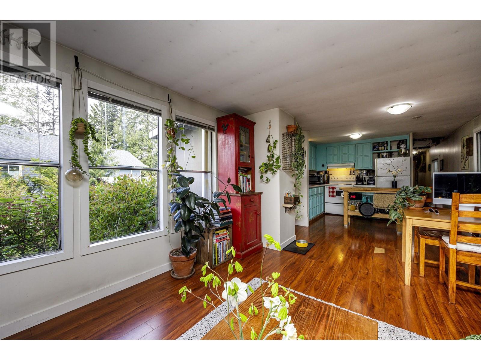 966 Copper Drive, Britannia Beach, British Columbia  V0N 1J0 - Photo 15 - R2987417