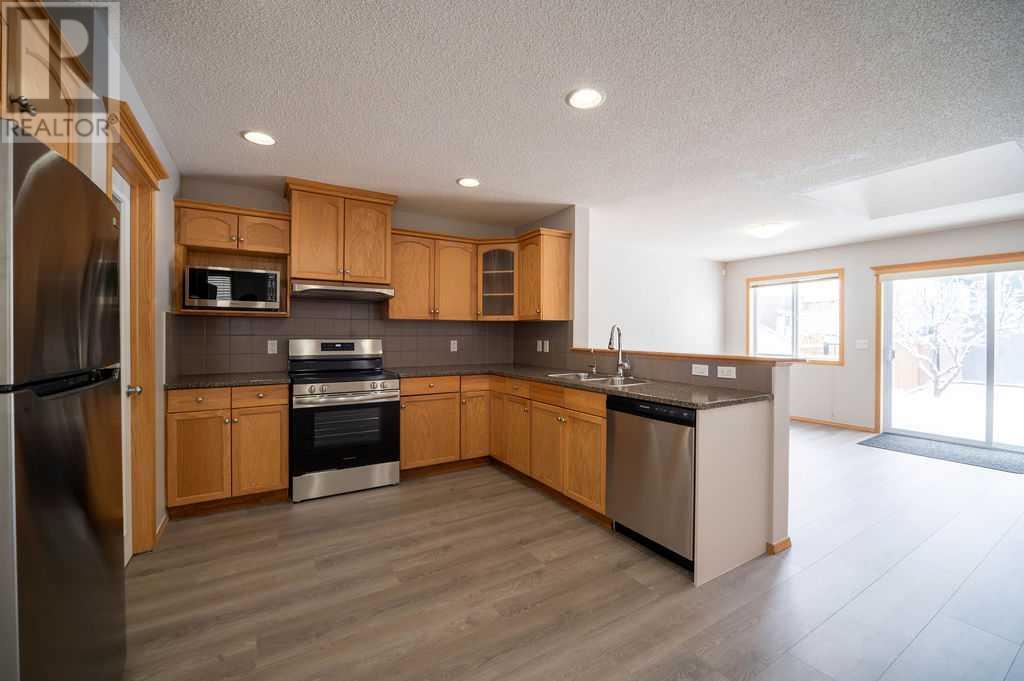 Property at 14 Taralea Bay NE image 4