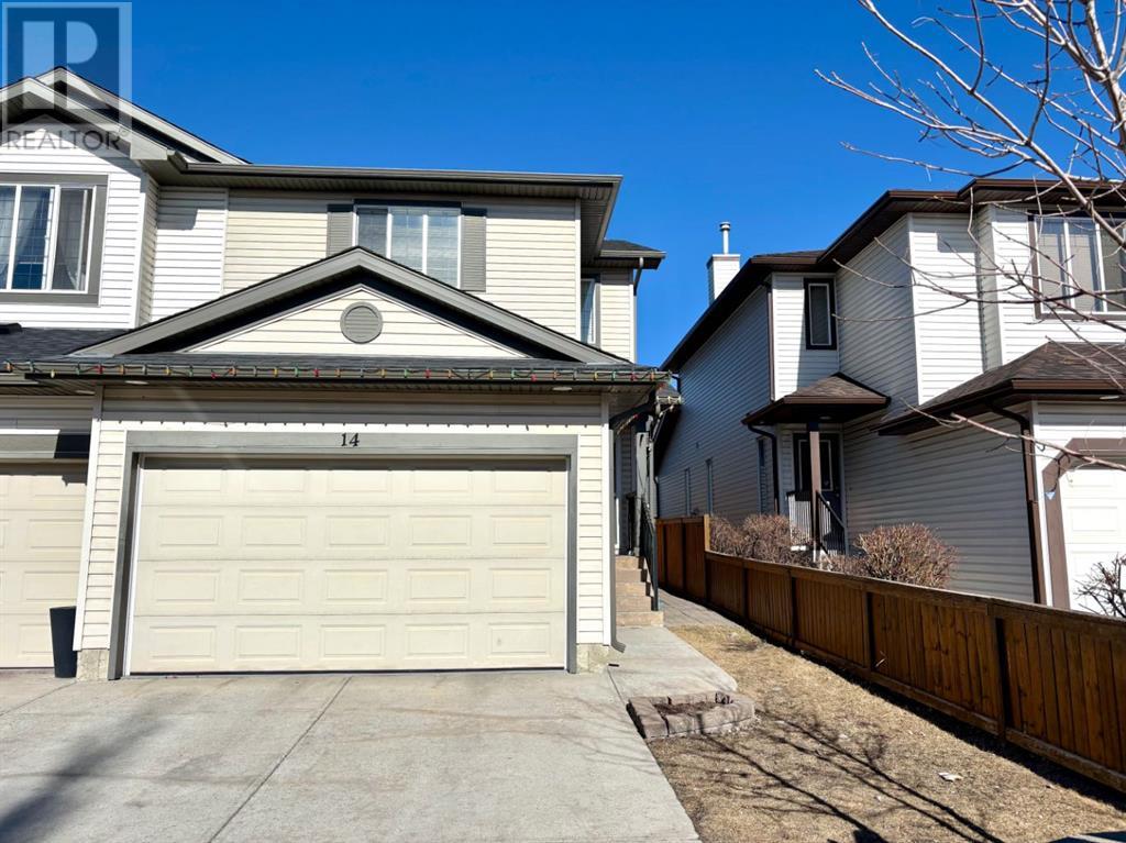 Property at 14 Taralea Bay NE image 1